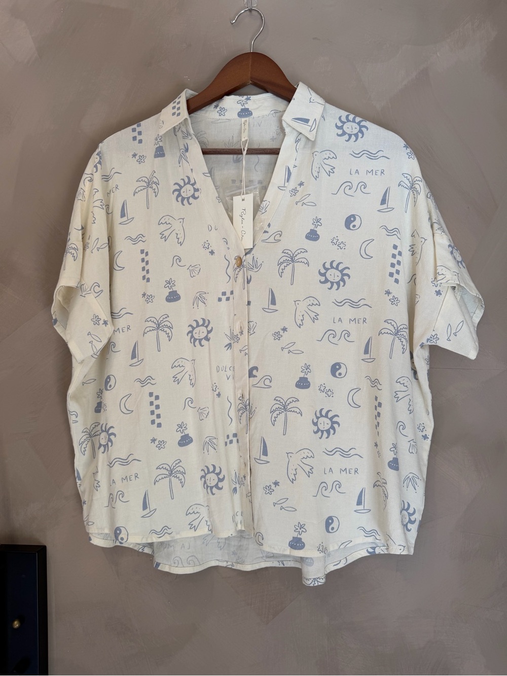 Rylee + Cru Cream Button-Down Shirt with Light Blue Nautical Print